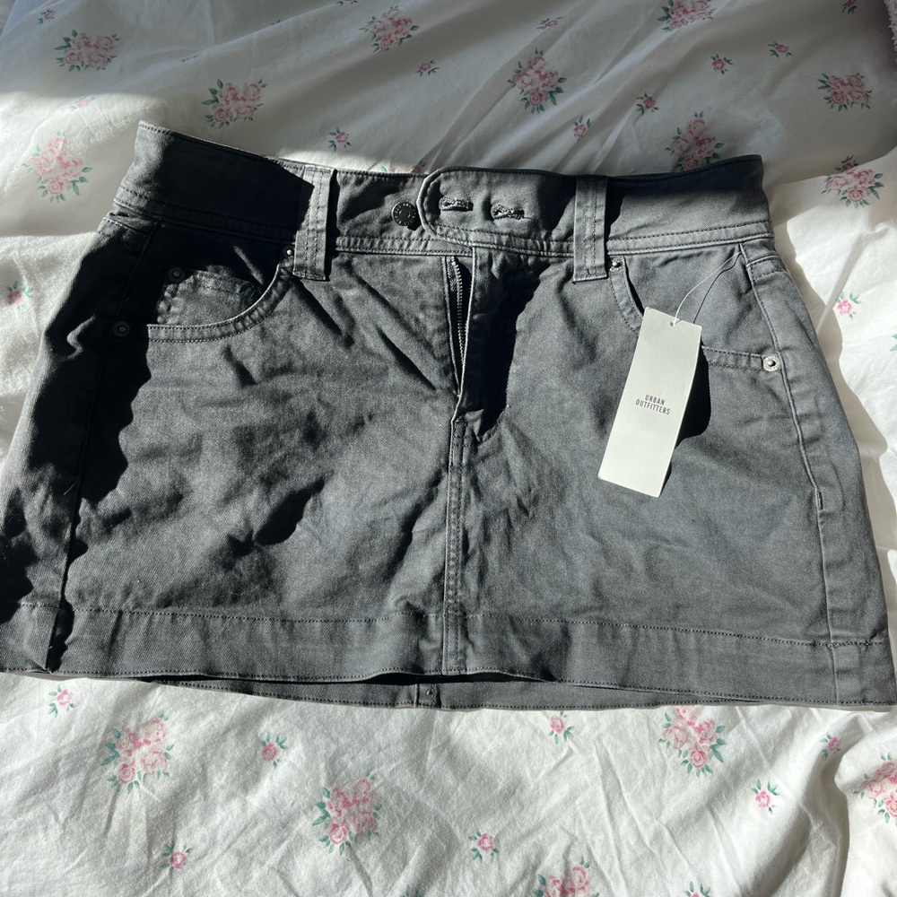 NWT Urban Outfitters cargo skirt - Picture 4 of 5